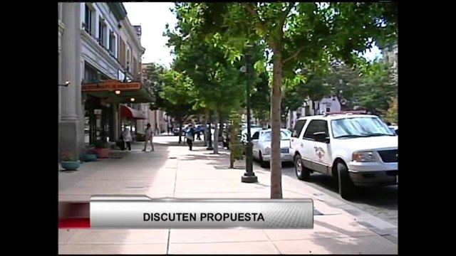 VIDEO: Concilio de Salinas discute venta de alimentos afuera de sus negocios