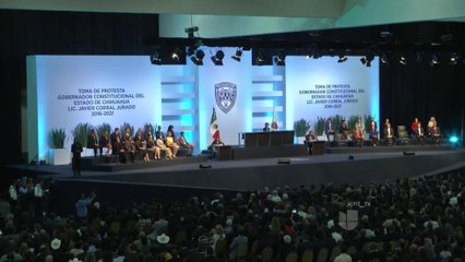 Javier Corral toma protesta como gobernador de Chihuahua