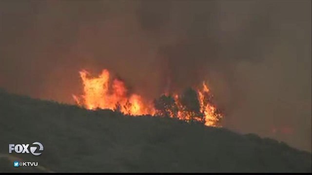 HOMES THREATENED IN SANTA CRUZ MOUNTAINS FIRE