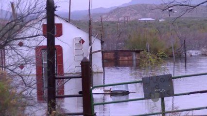 Lluvias inundan propiedades al este del condado de El Paso
