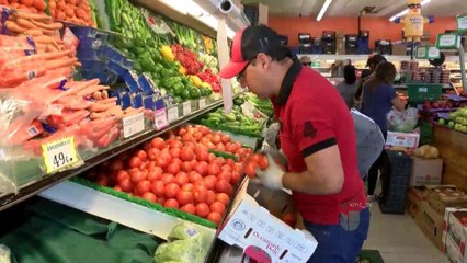 Trabajando en el supermercado... en sus zapatos con Alex