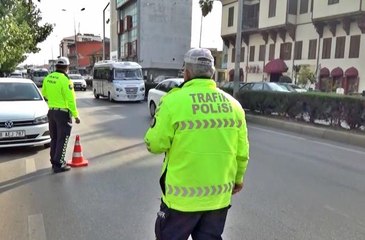 Gereksiz korna çalan 91 sürücüye 13 bin 104 lira ceza