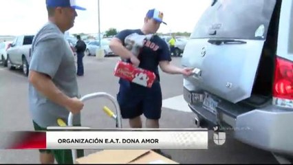 Organización entrega cajas con alimentos a familias laredenses