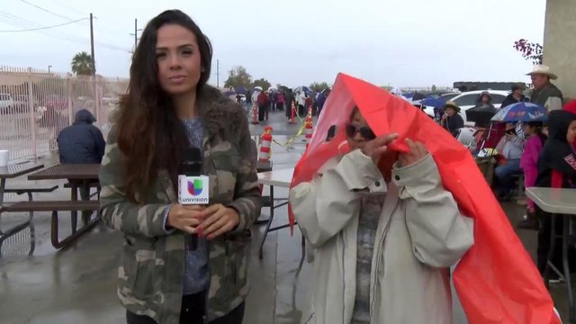 Entrega de canastas navideñas en el Centro Galilea