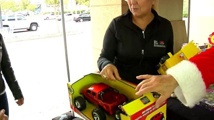 Unisanta regala sonrisas a los niños necesitados