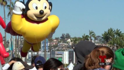 Así se vivió el desfile de figuras inflables más grande de EE.UU. en San Diego
