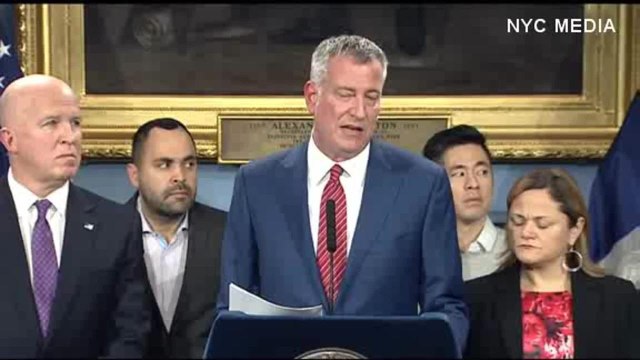 Alcalde de Nueva York Bill De Blasio desafía a Donald Trump