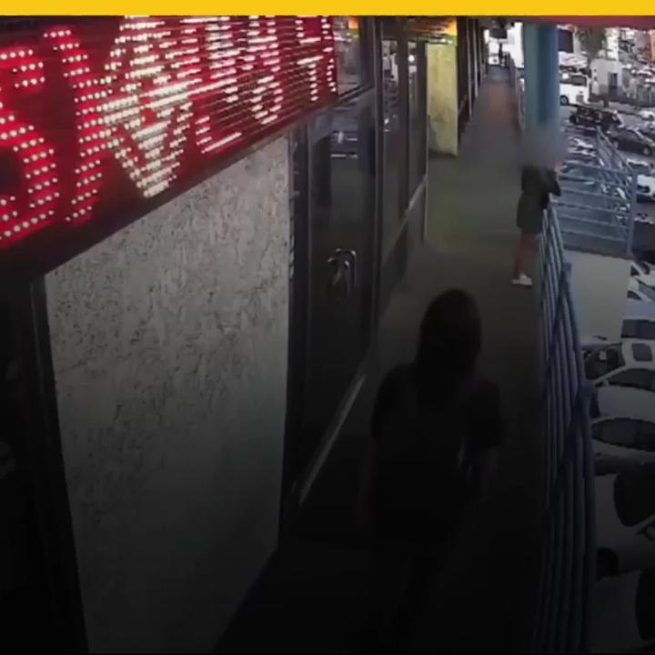 Captan brutal ataque con martillo