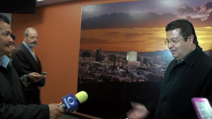 Alcaldes de Ciudad Juárez y El Paso se reúnen