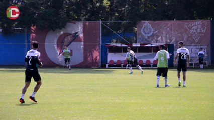 El calendario aún es complicado para Chivas