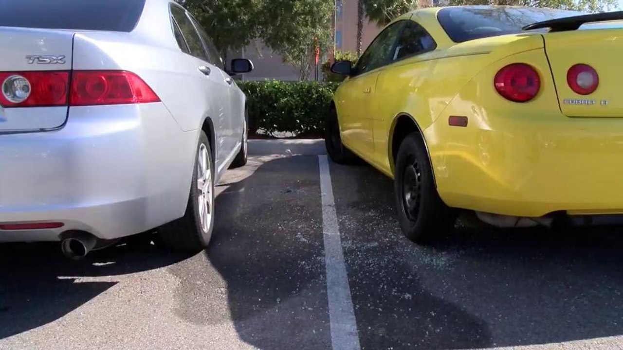 Investigan vandalismo a cerca de 50 autos en Orlando