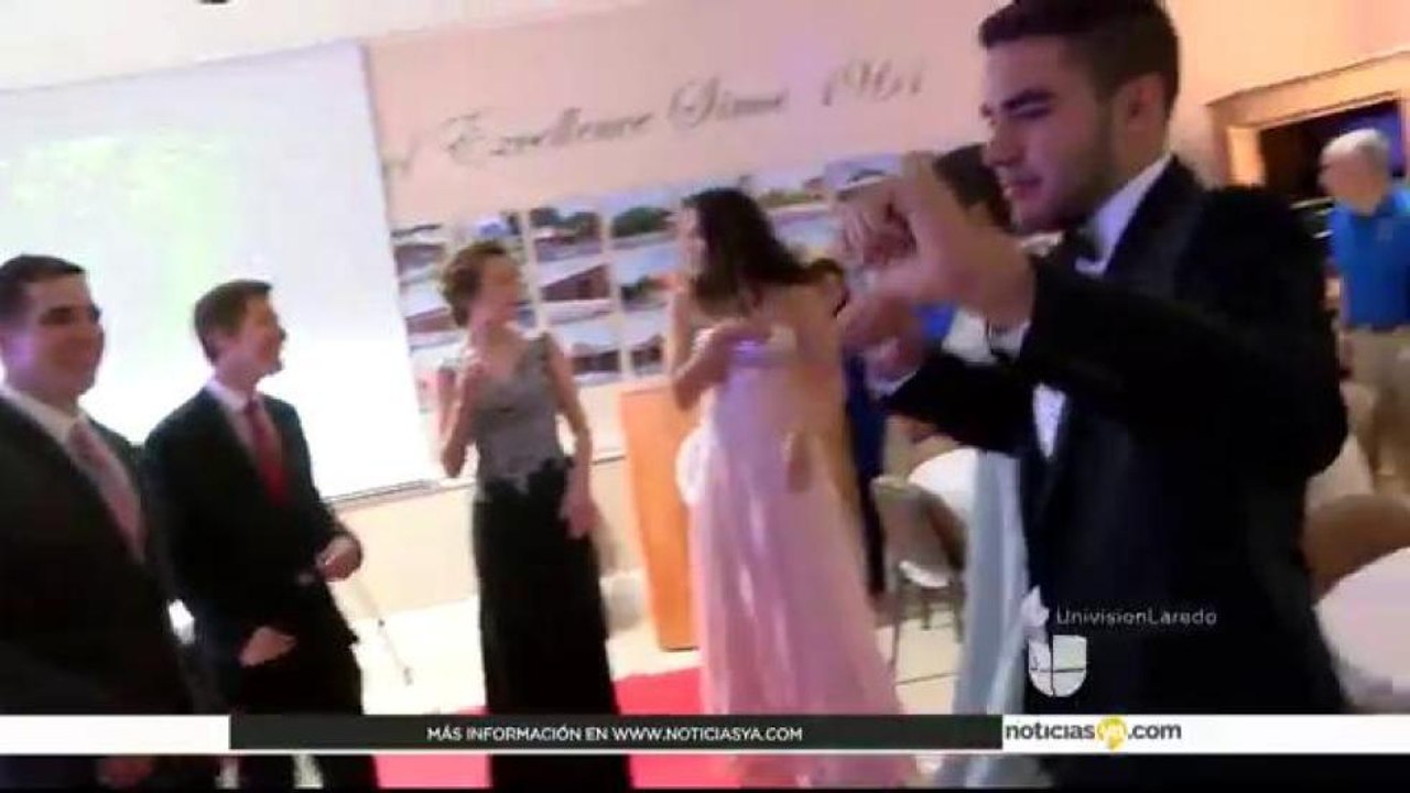 Piden donaciones de vestidos y trajes para graduaciones