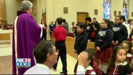 Blessed Sacrament School Attend Ash Wednesday Mass