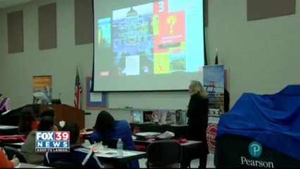 UISD Language Department Receive Special Visit
