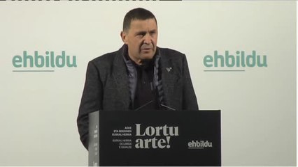 Otegi: "Sacar a Franco del Valle de los Caídos es fácil, lo difícil es expulsar a los franquistas de los aparatos de Estado"