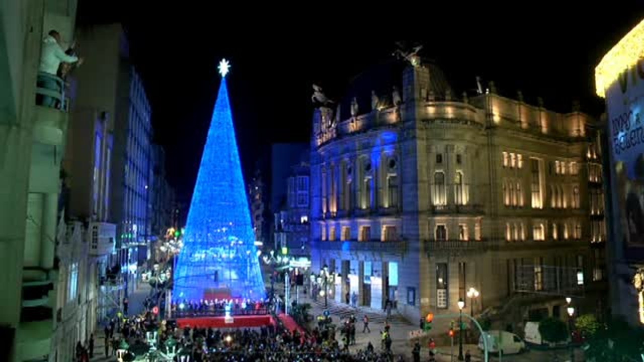 Abel Caballero proclama el comienzo de la Navidad con el encendido de las luces de Vigo