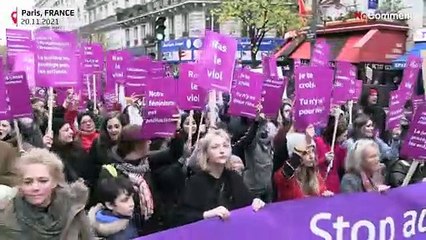 Francia, in marcia contro la violenza di genere: 1 vittima ogni 3 giorni