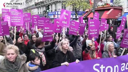 Mulheres francesas manifestam-se contra a violência doméstica