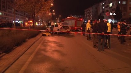 Yarış yaptığı iddia edilen otomobil ağaca çarptı: 2 ölü, 1 yaralı
