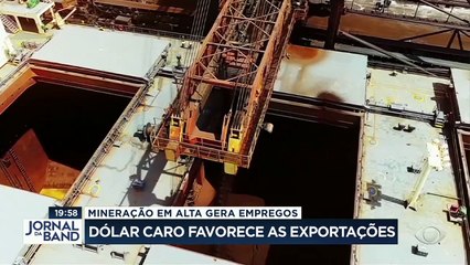 O setor de mineração está faturando alto com o dólar valorizado e segue gerando emprego.