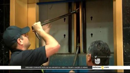 Rescatan a grupo de personas atrapadas en un ascensor