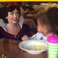 Esta niña no cae ante los encantos de Blanca Nieves
