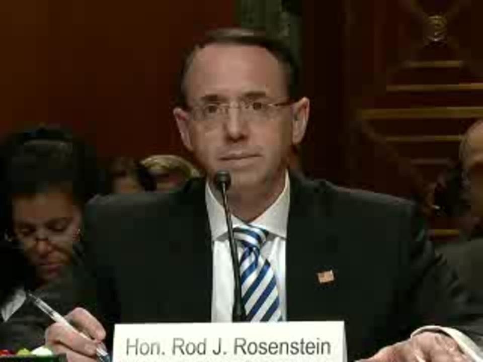 Rosenstein: No hay razón para despedir a Mueller