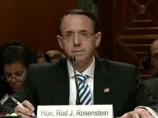 Rosenstein: No hay razón para despedir a Mueller