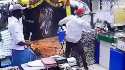 Watch: 4 men with machetes vandalise supermarket in Tamil Nadu's Kanchipuram