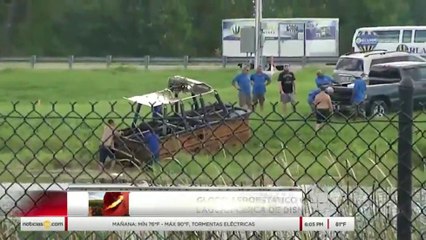 Globo aeroestático cae en estanque cerca de Disney