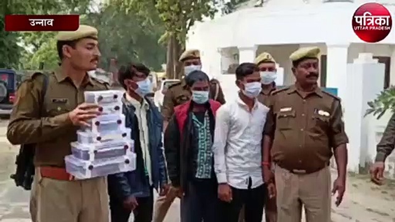 सोने-चांदी के जेवरों के साथ तीन शातिर चोरों को पुलिस से किया गिरफ्तार