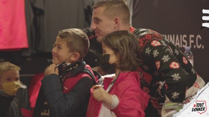 Benjamin Bourigeaud, Lorenz Assignon et Serhou Guirassy à la rencontre des supporters