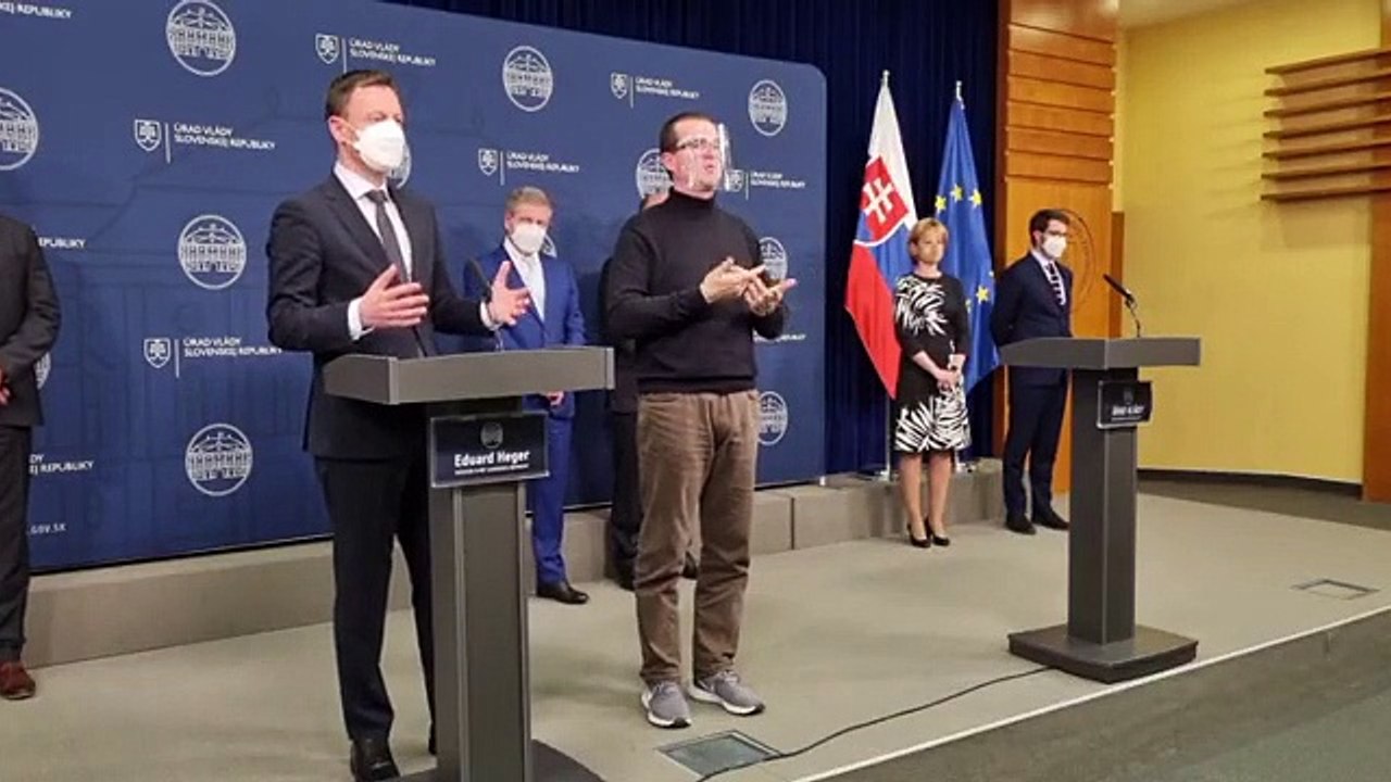 ZÁZNAM: Vláda zavádza lockdown pre nezaočkovaných, oznámil premiér