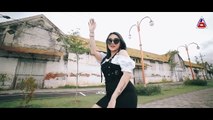 Syahiba Saufa - Bunga - Tarik Sis Semongko (Official Music Video ANEKA SAFARI)