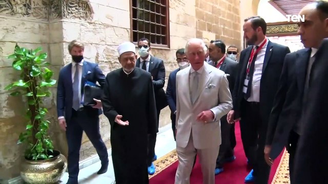 الإمام الأكبر يستقبل الأمير تشارلز والسيدة قرينته بالجامع الأزهر