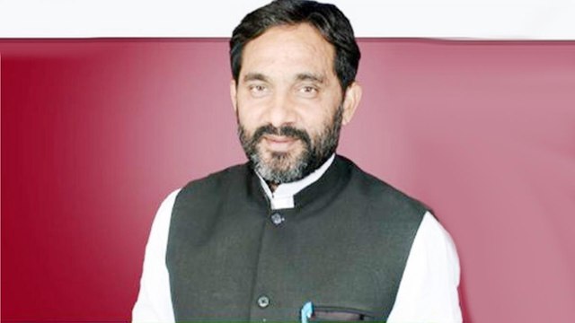 SP spokesperson hits party leaders who joined BJP in UP