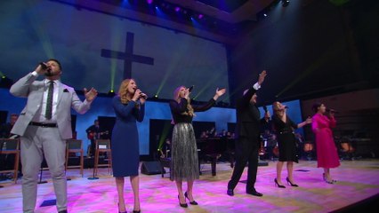The Collingsworth Family - Ten Thousand Angels / He Looked Beyond My Fault And Saw My Need
