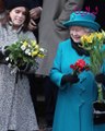 بين الجدة والحفيدة تفاصيل فستان زفاف الملكة إليزابيث وفستان زفاف حفيدتها الأميرة يوچيني