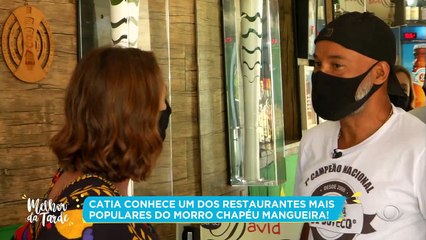 David Bispo, proprietário do "Bar do David", mostrou o passo a passo do prato elaborado para a apresentadora.