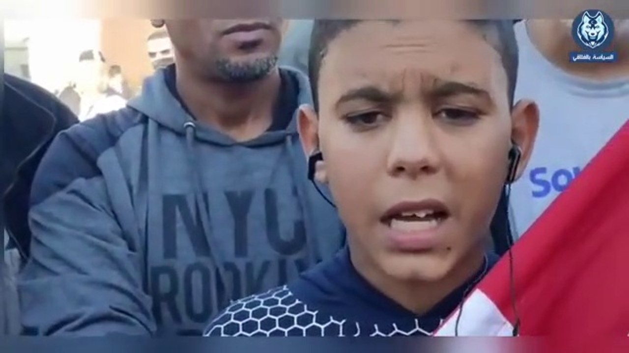 طفل ثائر يوجه رسالة لقيس سعيد