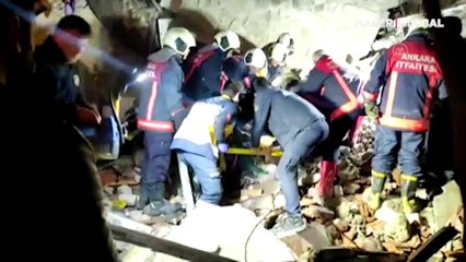 Ankara Keçiören'de bir binada patlama