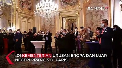 Dubes RI Arrmanatha Nasir Terima Tanda Kehormatan Tertinggi dari Pemerintahan Prancis