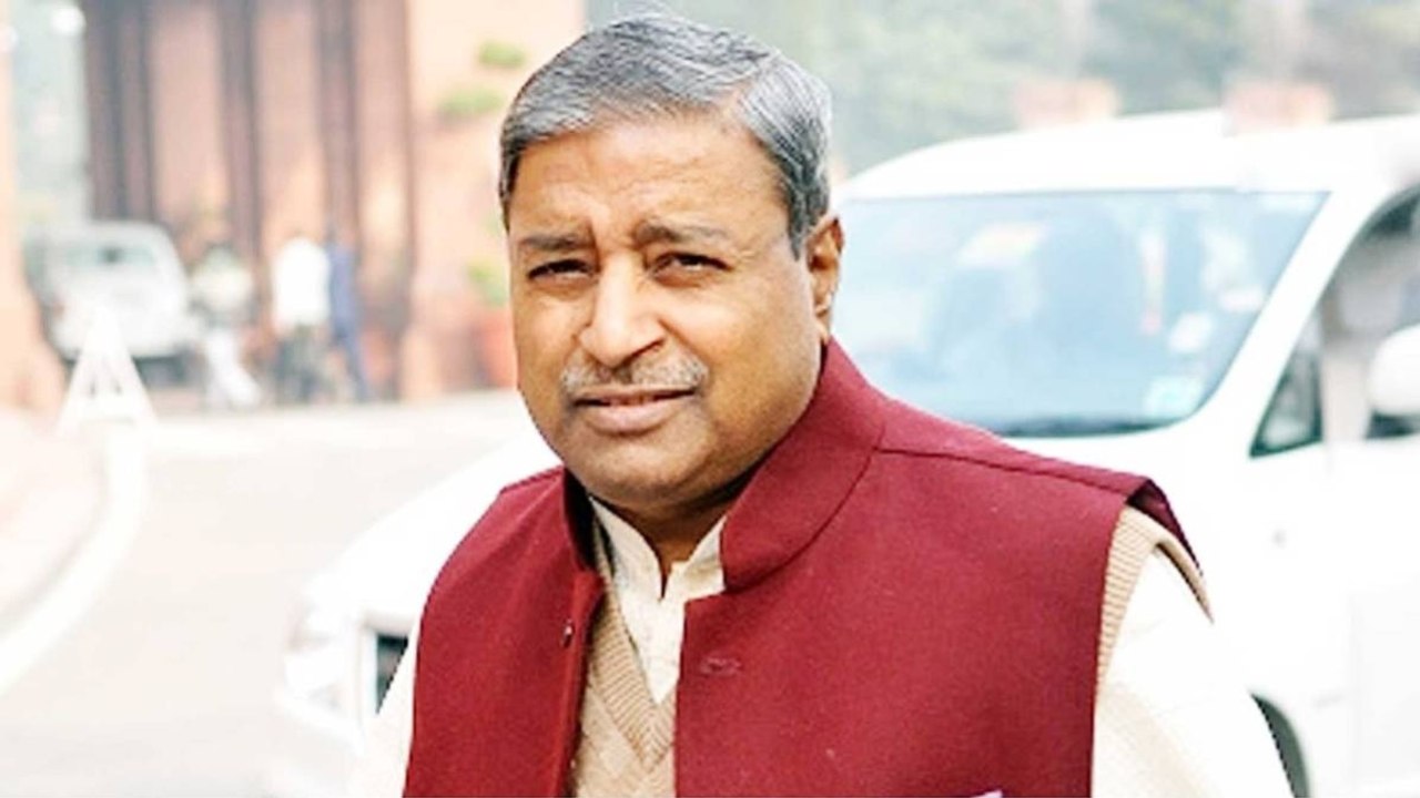 What did Vinay Katiyar say over suspension of farm laws?