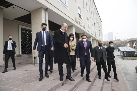 Son dakika haberi... Bakan Soylu, Avrupa Komisyonu Başkan Yardımcısı Schinas'ı kabul etti