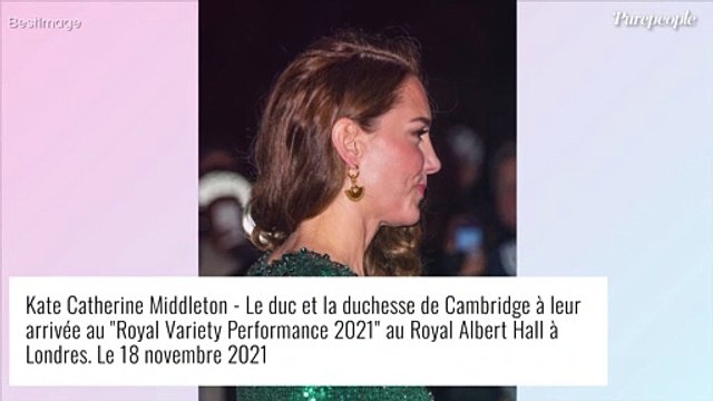 Kate Middleton : Cascade de boucles et robe à paillettes au bras de William, un look ultra glamour