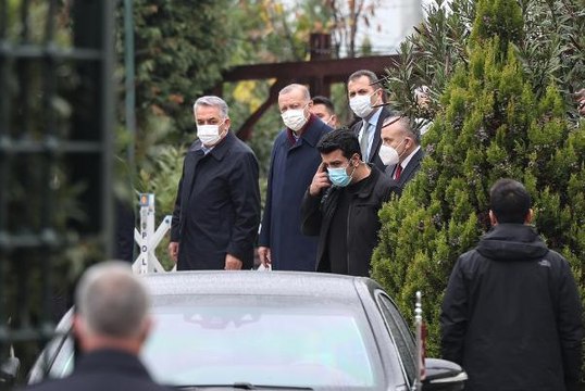 Son dakika! CUMHURBAŞKANI ERDOĞAN CUMA NAMAZINI HZ. ALİ CAMİİ'NDE KILDI