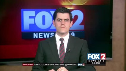 Woman Hits Several Cars, Leaves Scene as if Nothing Happened