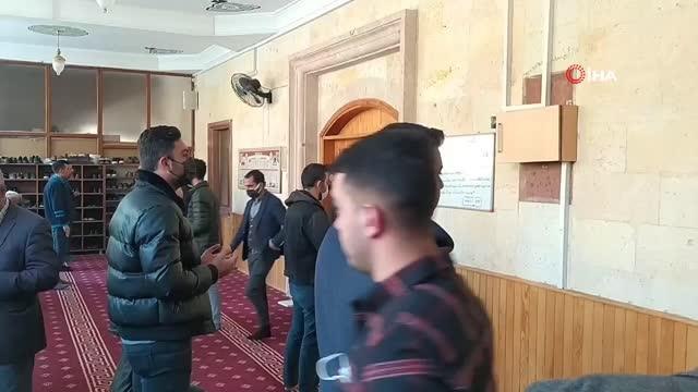 Şanlıurfa'daki camilerde cuma namazı sonrası yağmur duası okundu