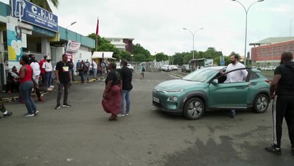 Guadeloupe : la situation se tend, le gouvernement envoie des renforts policiers