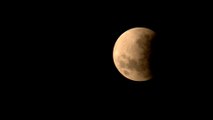 Así ha sido el eclipse lunar más largo en siglos